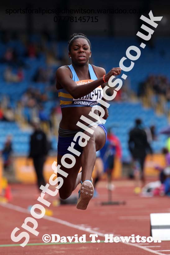 Shakira Whight (WSE) triple jump, 2014 Sainsbury's British Championships. Photo: David T. Hewitson/Sports for All Pics